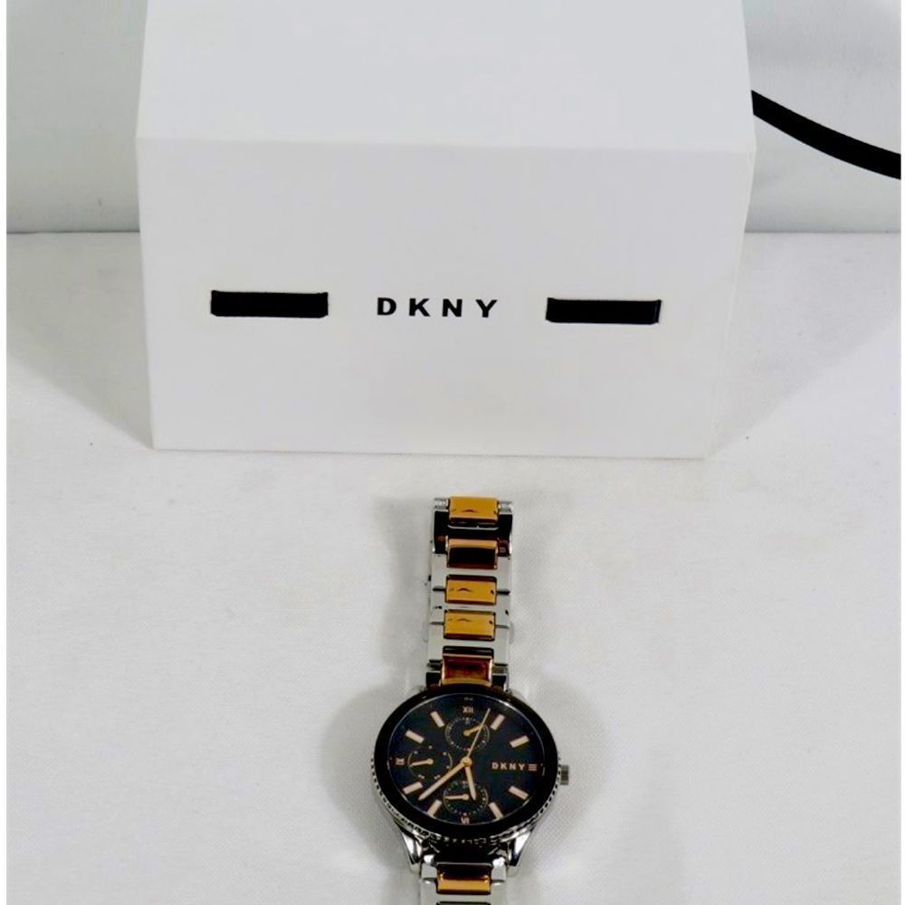 Women's DKNY Watch In Box SB087